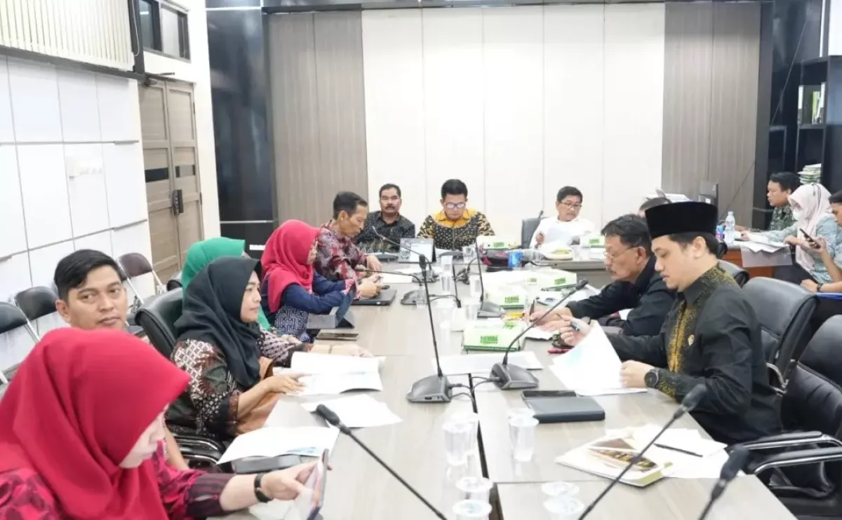 DPRD Gresik Minta Target Pendapatan Daerah di Perubahan APBD 2026 Lebih Realistis