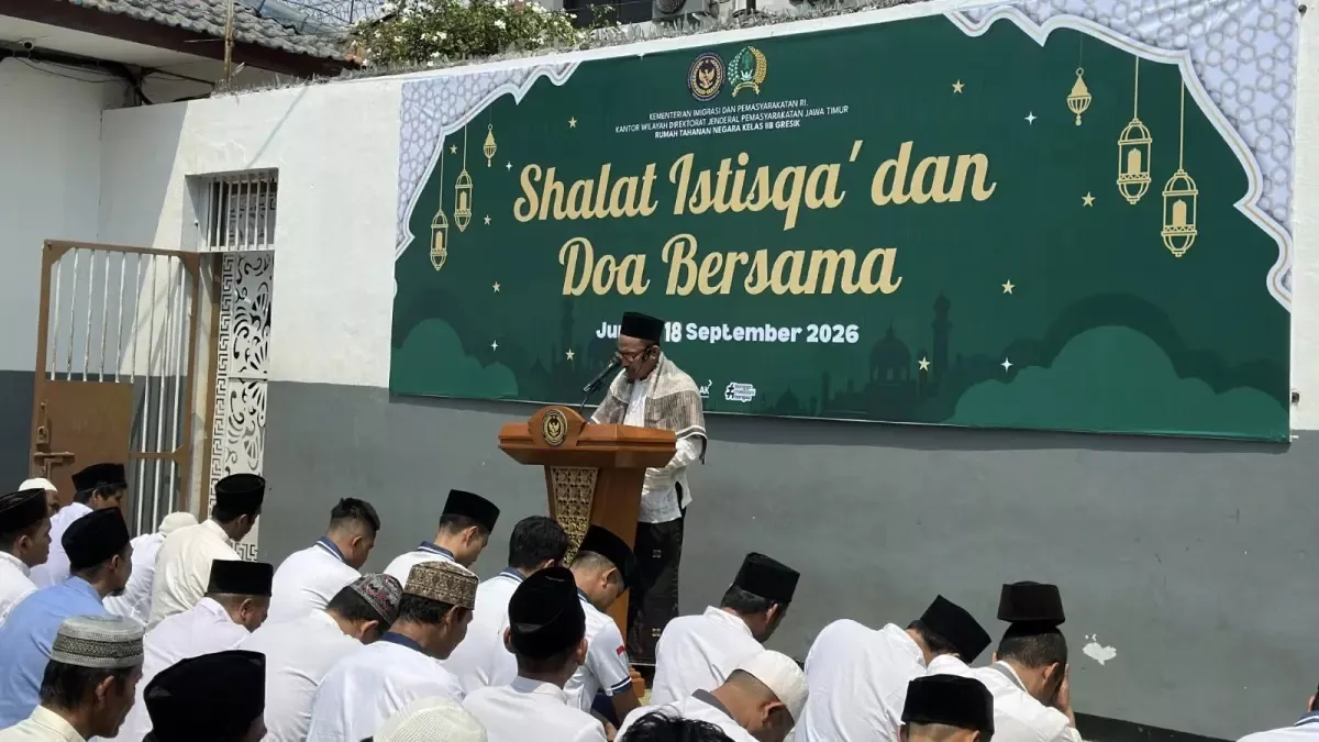 Rutan Gresik Gelar Salat Istisqa, Petugas dan Warga Binaan Berdoa Minta Hujan