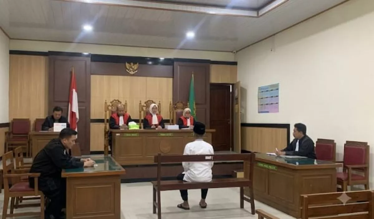 Sidang Perdana Kasus SK ASN Fiktif Gresik, Pegawai Dinas PMD Ajukan Eksepsi