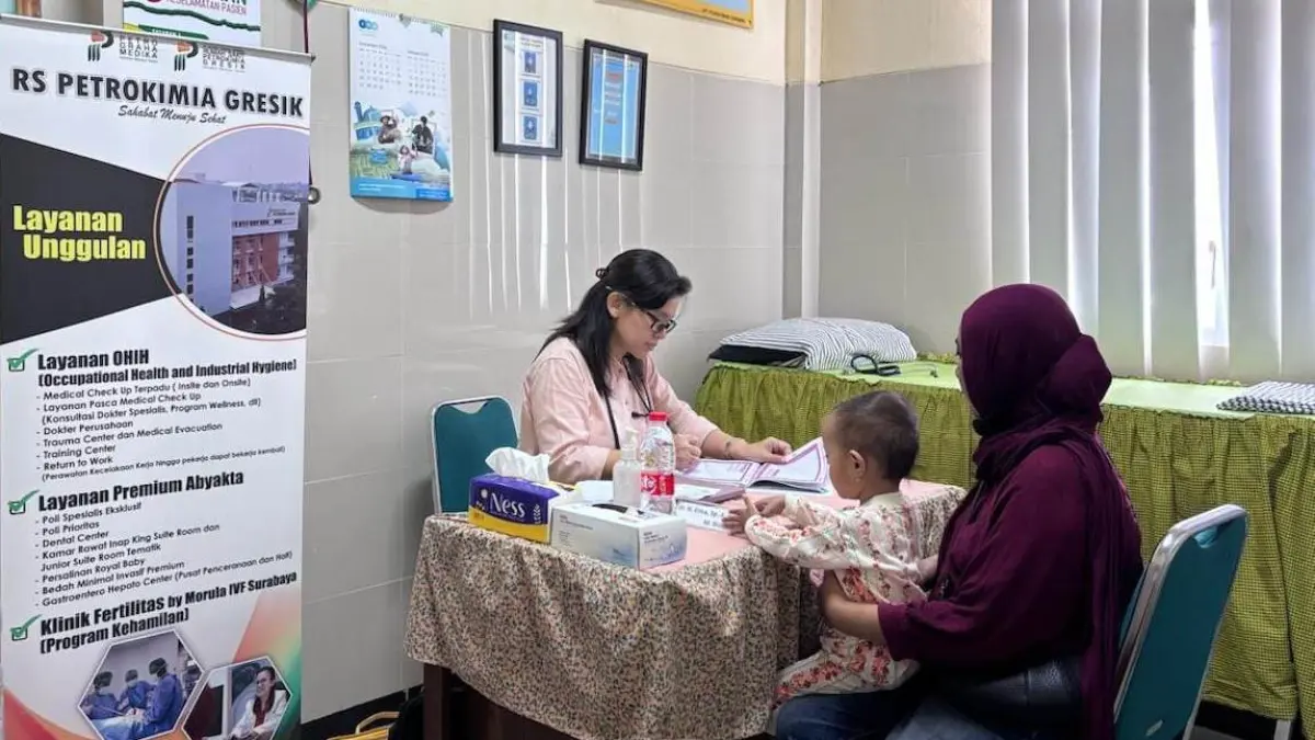 RS Petrokimia Gresik Dampingi Balita di Puskesmas Gending, Perkuat Deteksi Dini Masalah Gizi 