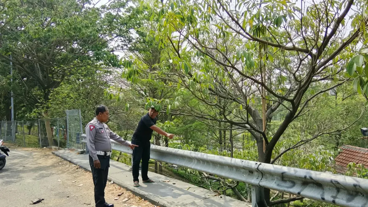 Pelajar 17 Tahun Terjun dari Jembatan Prambangan Gresik, Alami Cedera Serius