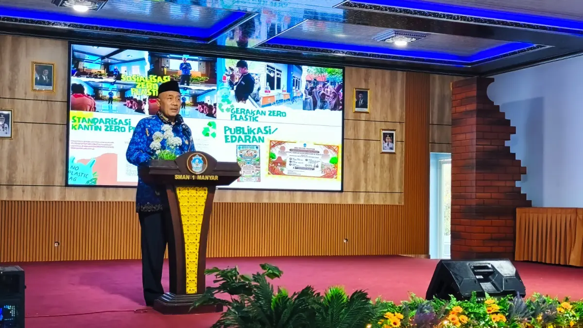 SMAN 1 Manyar Jadi Rujukan Sekolah Resik, 25 Kepala Sekolah Pelajari Pengelolaan Lingkungan 